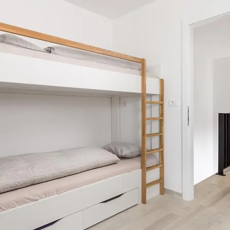 Chillzone - 20m To The Sea, Heated Pool * Trogir