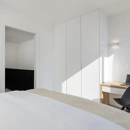 Chillzone - 20m To The Sea, Heated Pool *