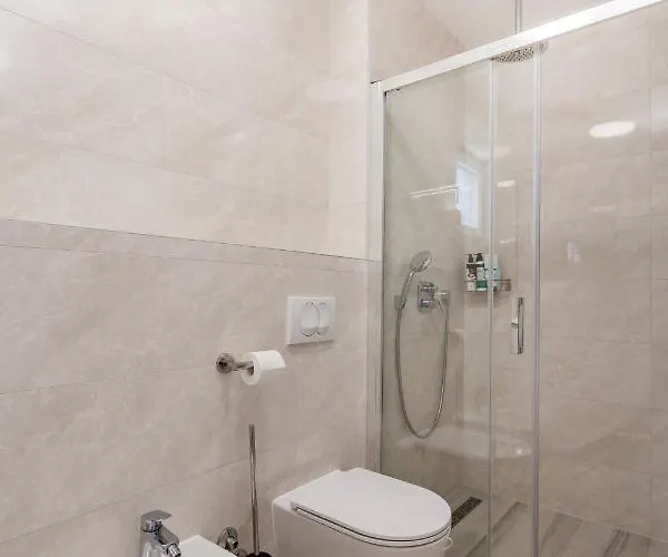 Chillzone - 20m To The Sea, Heated Pool * Trogir