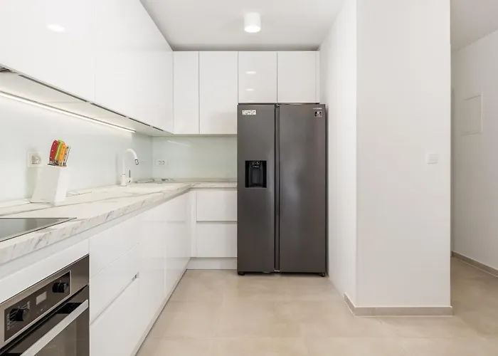 Chillzone - 20m To The Sea, Heated Pool * Trogir